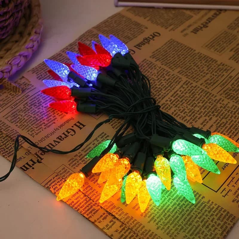 שרשרת נורות LED חסינות למים בצורת תות לחג המולד