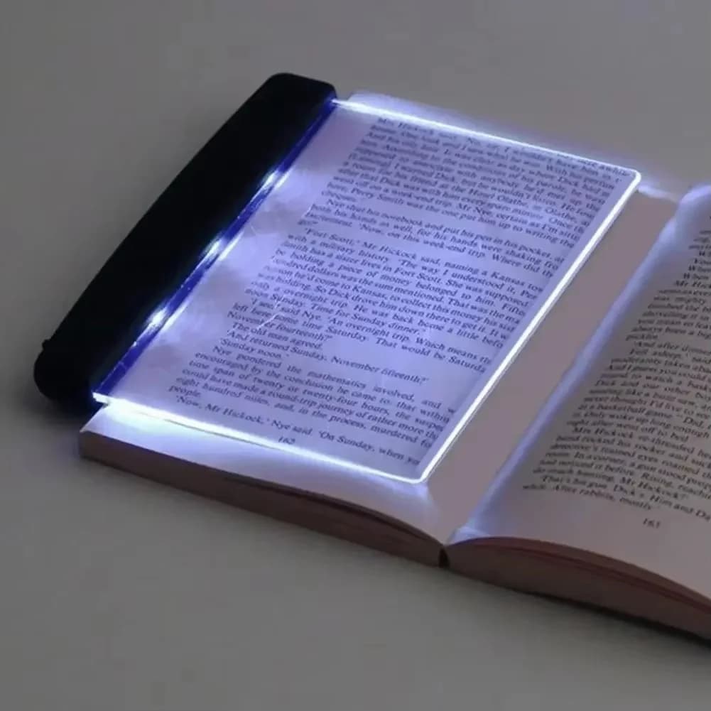 מנורת קריאה שטוחה LED לספר הפועלת על סוללות עם הגנה לעיניים
