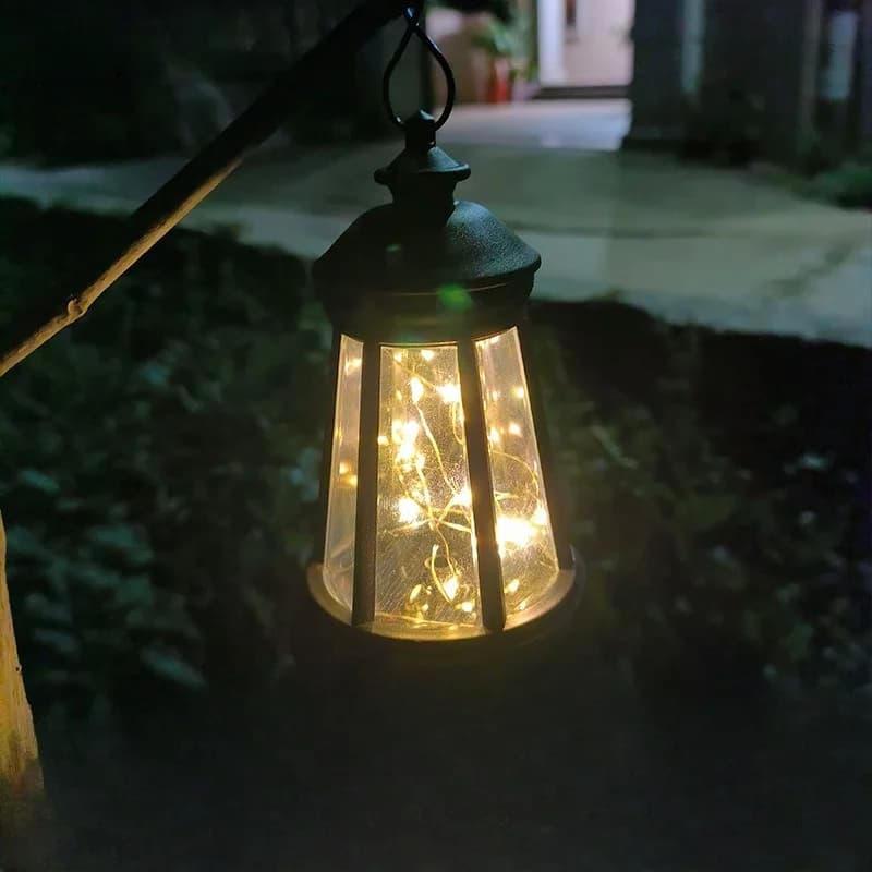 שרשרת נורות פנסים LED עמידות למים בשילוב סולארי